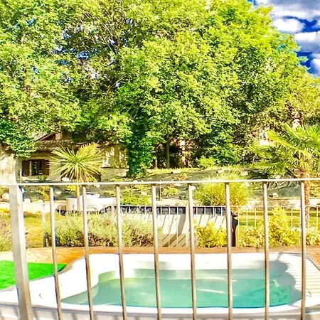 Spoleto Poolside07 Kms Centresleeps 24Wifiairconentire Property Exc Yours
