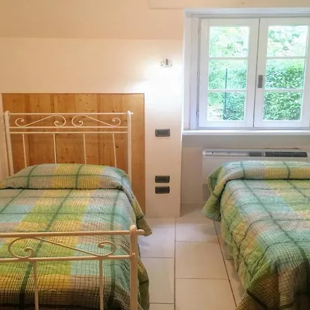 Spoleto Poolside07 Kms Centresleeps 24Wifiairconentire Property Exc Yours *