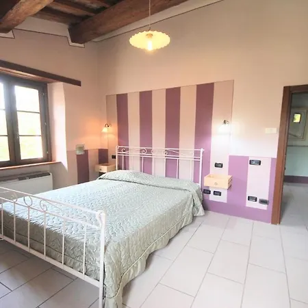 Spoleto Poolside07 Kms Centresleeps 24Wifiairconentire Property Exc Yours ヴィラ Colle Umberto