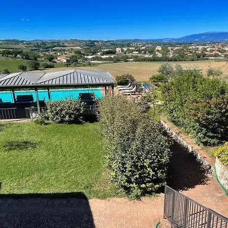 Βίλα Spoleto Poolside07 Kms Centresleeps 24Wifiairconentire Property Exc Yours
