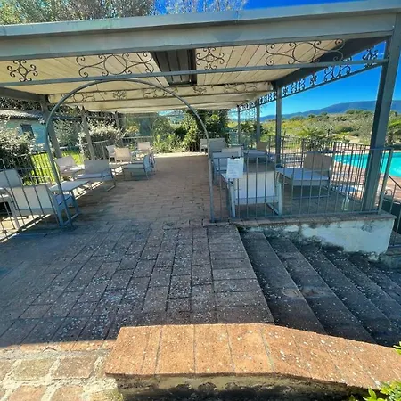 Spoleto Poolside07 Kms Centresleeps 24Wifiairconentire Property Exc Yours *