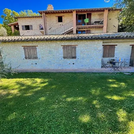 Spoleto Poolside07 Kms Centresleeps 24Wifiairconentire Property Exc Yours Colle Umberto
