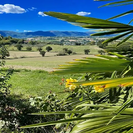 Spoleto Poolside07 Kms Centresleeps 24Wifiairconentire Property Exc Yours * Colle Umberto