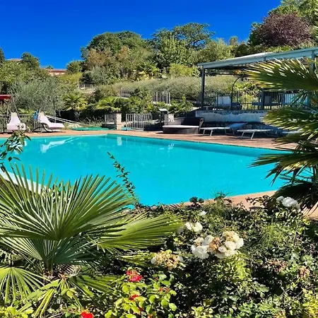Spoleto Poolside07 Kms Centresleeps 24Wifiairconentire Property Exc Yours * Colle Umberto (Umbria)